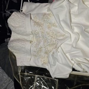Wedding dress